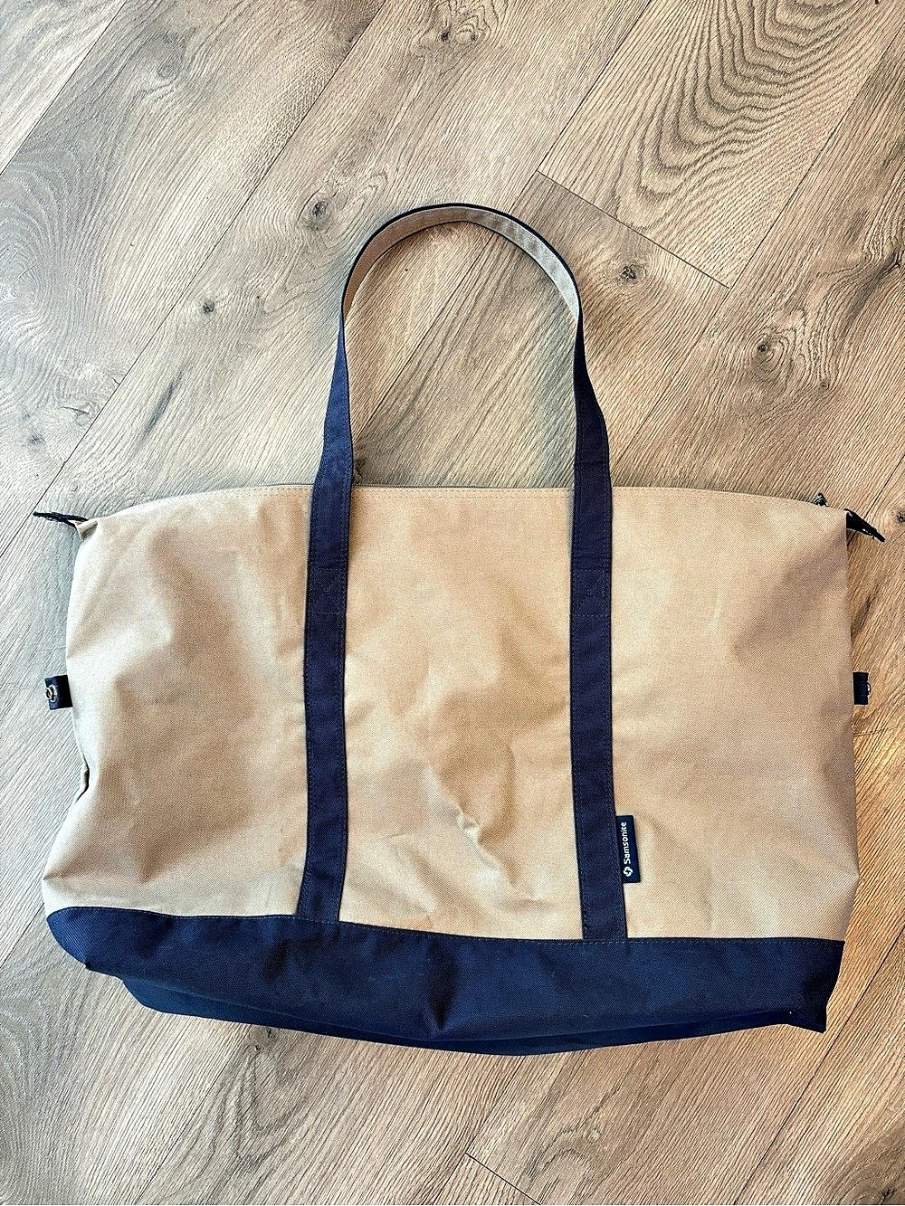Samsonite Yacht Tote in Tan & Blue